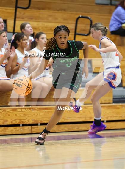 Thumbnail 1 in Myers Park @ Marvin Ridge photogallery.