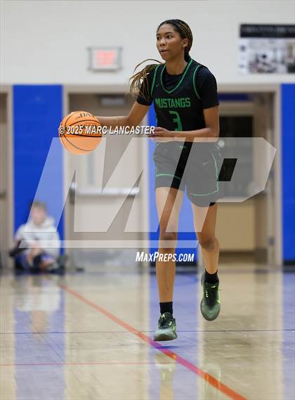 Thumbnail 2 in Myers Park @ Marvin Ridge photogallery.