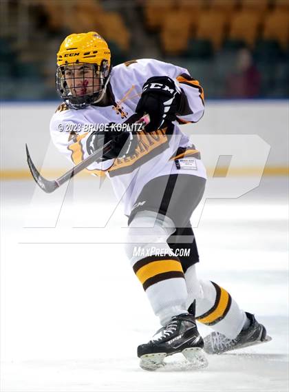 Thumbnail 3 in West Morris Mendham vs Watchung Hills (Essex Holiday Tournament) photogallery.