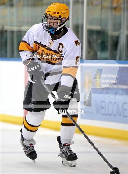 Thumbnail 2 in West Morris Mendham vs Watchung Hills (Essex Holiday Tournament) photogallery.