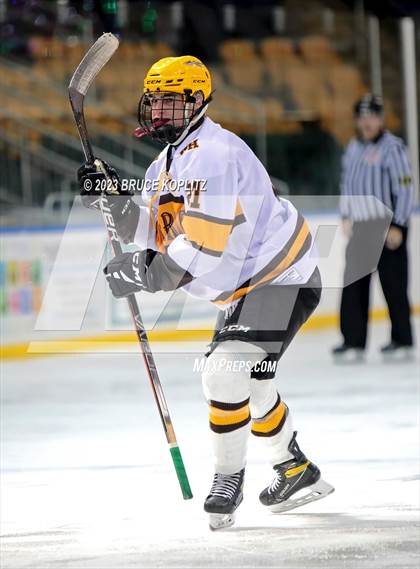 Thumbnail 2 in West Morris Mendham vs Watchung Hills (Essex Holiday Tournament) photogallery.
