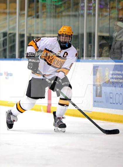 Thumbnail 3 in West Morris Mendham vs Watchung Hills (Essex Holiday Tournament) photogallery.