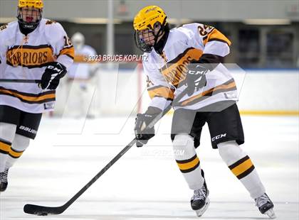 Thumbnail 3 in West Morris Mendham vs Watchung Hills (Essex Holiday Tournament) photogallery.