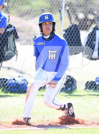 Thumbnail 2 in Phoenix Country Day vs. Fountain Hills (PCDS Desert Classic) photogallery.