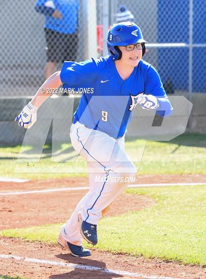 Thumbnail 1 in Phoenix Country Day vs. Fountain Hills (PCDS Desert Classic) photogallery.