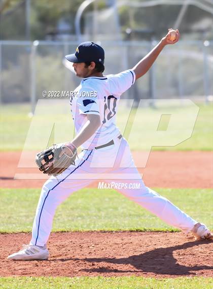 Thumbnail 3 in Phoenix Country Day vs. Fountain Hills (PCDS Desert Classic) photogallery.