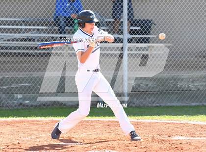 Thumbnail 2 in Phoenix Country Day vs. Fountain Hills (PCDS Desert Classic) photogallery.