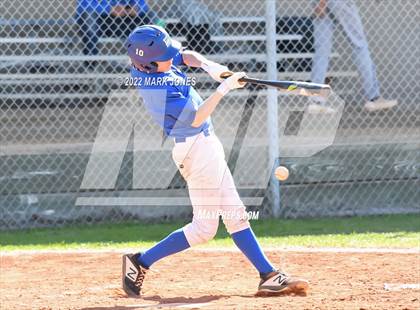 Thumbnail 3 in Phoenix Country Day vs. Fountain Hills (PCDS Desert Classic) photogallery.
