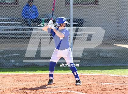 Thumbnail 3 in Phoenix Country Day vs. Fountain Hills (PCDS Desert Classic) photogallery.
