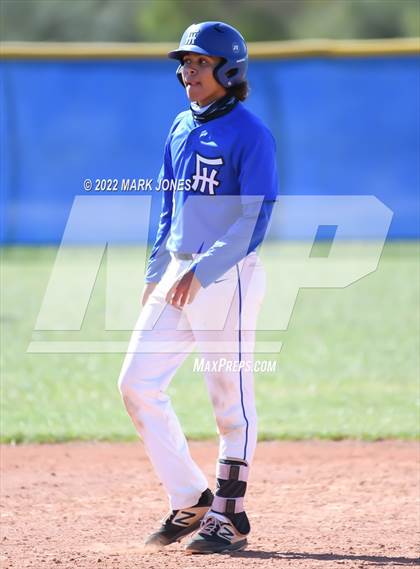 Thumbnail 2 in Phoenix Country Day vs. Fountain Hills (PCDS Desert Classic) photogallery.