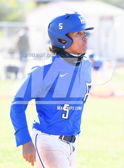 Thumbnail 3 in Phoenix Country Day vs. Fountain Hills (PCDS Desert Classic) photogallery.