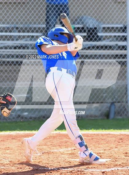 Thumbnail 2 in Phoenix Country Day vs. Fountain Hills (PCDS Desert Classic) photogallery.