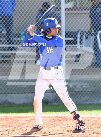 Thumbnail 3 in Phoenix Country Day vs. Fountain Hills (PCDS Desert Classic) photogallery.