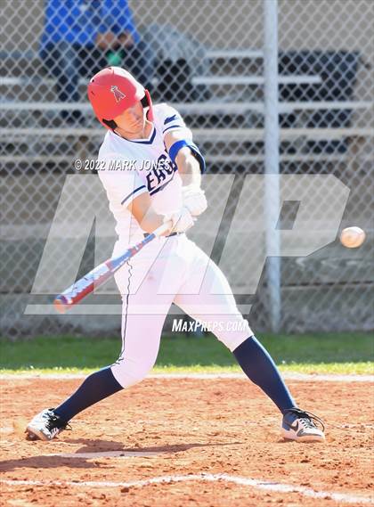Thumbnail 3 in Phoenix Country Day vs. Fountain Hills (PCDS Desert Classic) photogallery.