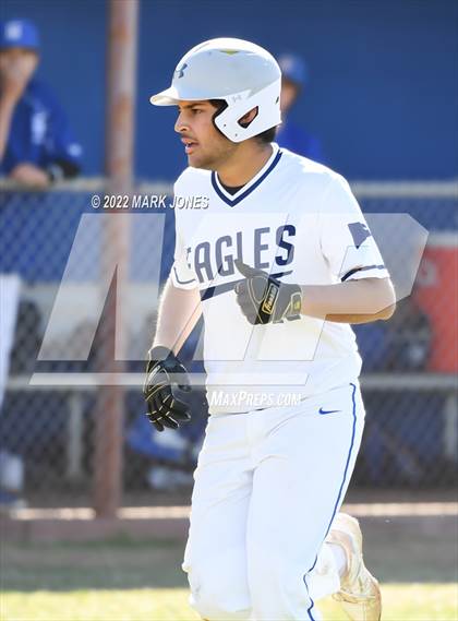 Thumbnail 2 in Phoenix Country Day vs. Fountain Hills (PCDS Desert Classic) photogallery.