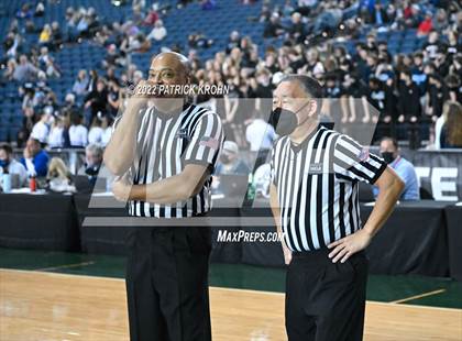 Thumbnail 2 in Olympia vs. Union (WIAA 4A Round 4 State Playoff)  photogallery.