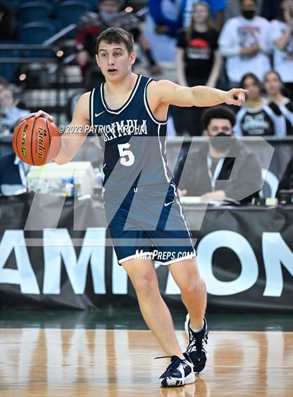 Thumbnail 2 in Olympia vs. Union (WIAA 4A Round 4 State Playoff)  photogallery.