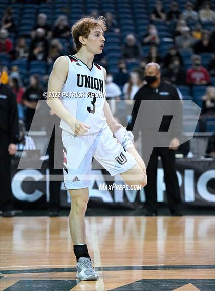 Thumbnail 1 in Olympia vs. Union (WIAA 4A Round 4 State Playoff)  photogallery.