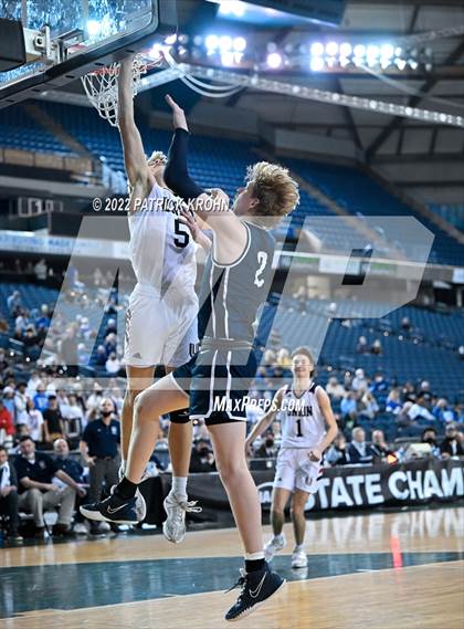 Thumbnail 1 in Olympia vs. Union (WIAA 4A Round 4 State Playoff)  photogallery.