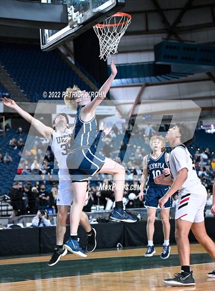 Thumbnail 2 in Olympia vs. Union (WIAA 4A Round 4 State Playoff)  photogallery.