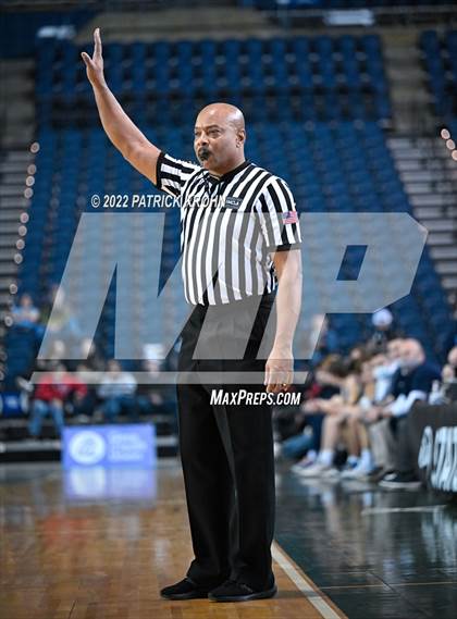 Thumbnail 2 in Olympia vs. Union (WIAA 4A Round 4 State Playoff)  photogallery.