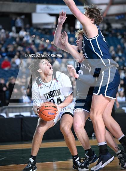 Thumbnail 2 in Olympia vs. Union (WIAA 4A Round 4 State Playoff)  photogallery.
