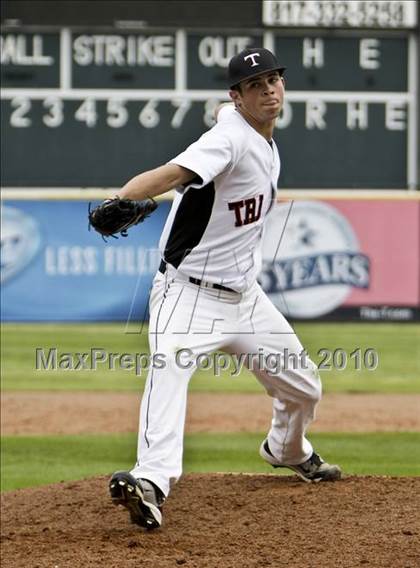 Thumbnail 1 in Trinity @ Haltom photogallery.