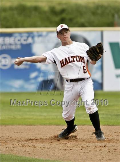 Thumbnail 2 in Trinity @ Haltom photogallery.