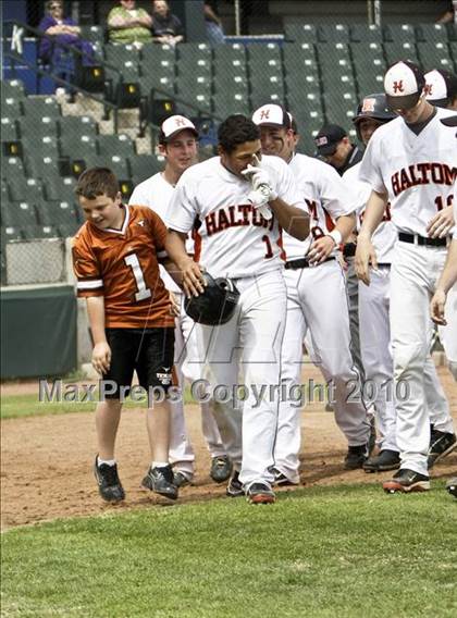 Thumbnail 1 in Trinity @ Haltom photogallery.