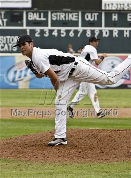 Thumbnail 3 in Trinity @ Haltom photogallery.