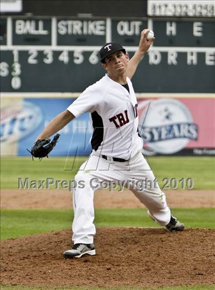 Thumbnail 2 in Trinity @ Haltom photogallery.