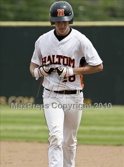 Thumbnail 2 in Trinity @ Haltom photogallery.