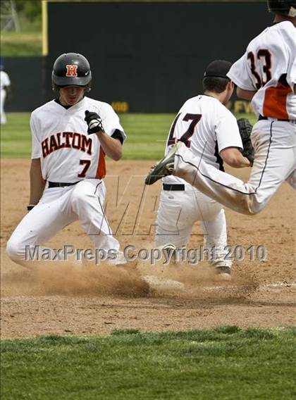 Thumbnail 1 in Trinity @ Haltom photogallery.