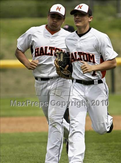 Thumbnail 2 in Trinity @ Haltom photogallery.