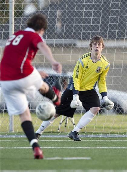 Thumbnail 3 in Harvard-Westlake @ Edison (CIF SS Playoffs) photogallery.