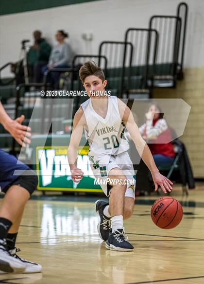 Thumbnail 1 in Woodgrove @ Loudoun Valley photogallery.