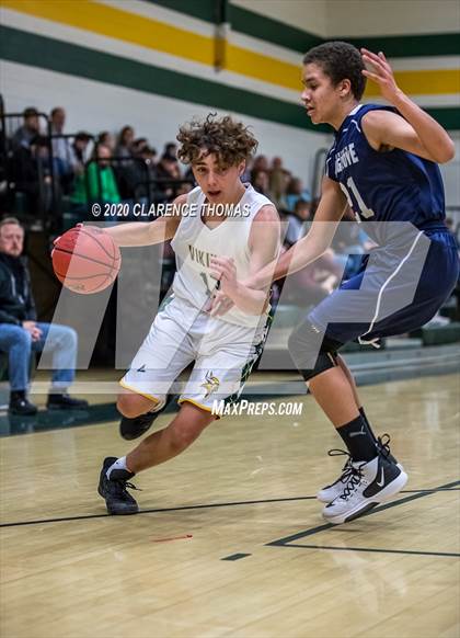Thumbnail 2 in Woodgrove @ Loudoun Valley photogallery.