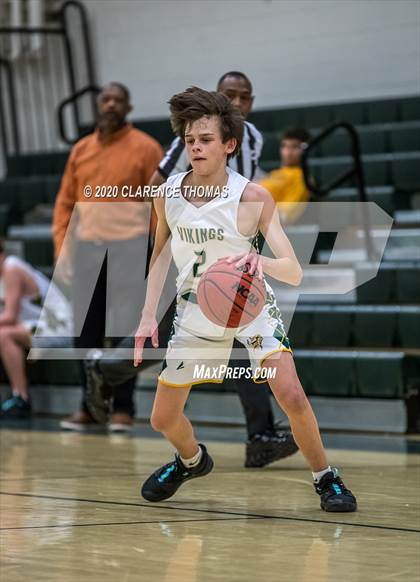 Thumbnail 1 in Woodgrove @ Loudoun Valley photogallery.