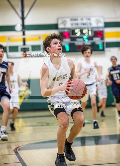 Thumbnail 1 in Woodgrove @ Loudoun Valley photogallery.