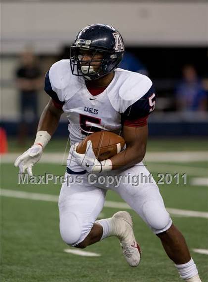 Thumbnail 3 in Allen vs. Keller Central (5A Division 1 Region 1 Bi-District) photogallery.