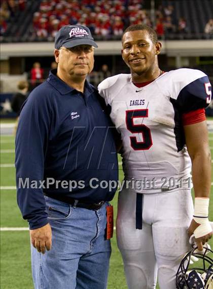 Thumbnail 1 in Allen vs. Keller Central (5A Division 1 Region 1 Bi-District) photogallery.