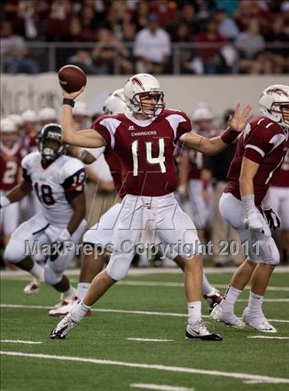 Thumbnail 3 in Allen vs. Keller Central (5A Division 1 Region 1 Bi-District) photogallery.