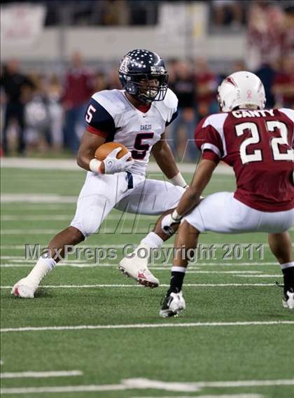Thumbnail 3 in Allen vs. Keller Central (5A Division 1 Region 1 Bi-District) photogallery.