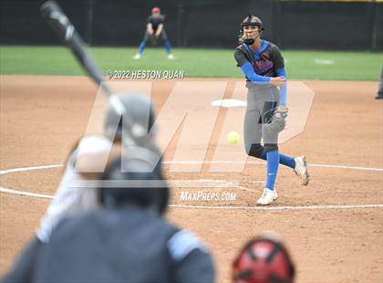 Thumbnail 2 in Roosevelt vs. Los Alamitos (CIF-SS D1 Final) photogallery.