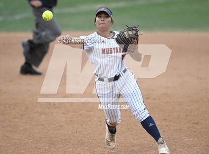 Thumbnail 3 in Roosevelt vs. Los Alamitos (CIF-SS D1 Final) photogallery.