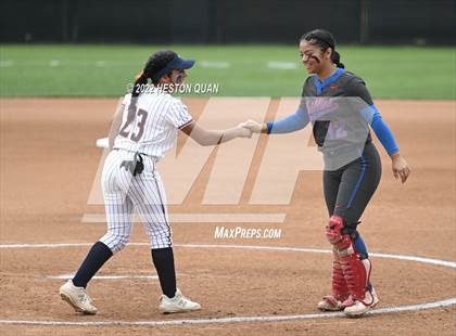 Thumbnail 2 in Roosevelt vs. Los Alamitos (CIF-SS D1 Final) photogallery.