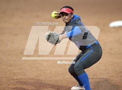 Thumbnail 1 in Roosevelt vs. Los Alamitos (CIF-SS D1 Final) photogallery.