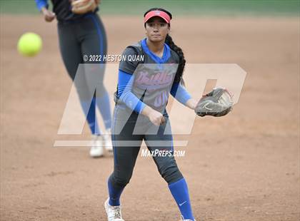 Thumbnail 3 in Roosevelt vs. Los Alamitos (CIF-SS D1 Final) photogallery.