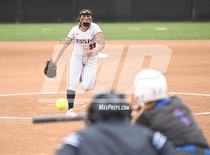 Thumbnail 3 in Roosevelt vs. Los Alamitos (CIF-SS D1 Final) photogallery.