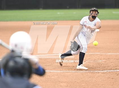 Thumbnail 3 in Roosevelt vs. Los Alamitos (CIF-SS D1 Final) photogallery.
